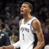 Wembanyama a frappé fort jeudi en marquant 38 points face aux Suns KEYSTONE/AP/Darryl Webb